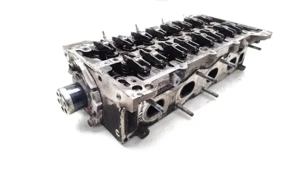 Opel Astra H Engine head 55571949