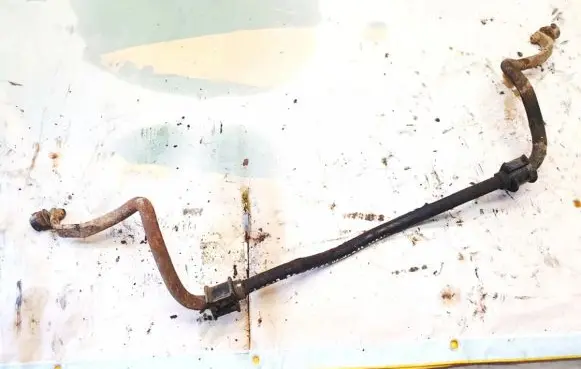 Toyota Corolla Verso E121 Front anti-roll bar/sway bar