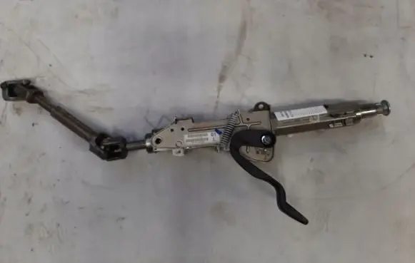 Volkswagen Golf VI Steering wheel axle 1K1419502BG