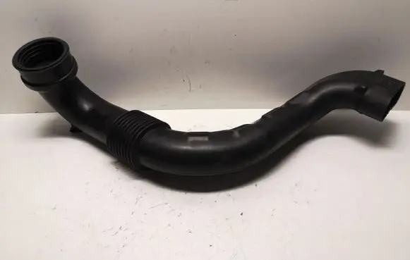 Dacia Sandero Air intake duct part 165556691R 70530763
