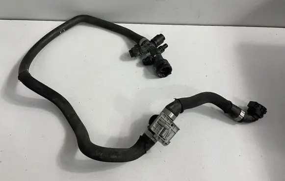 BMW X5 F15 Engine coolant pipe/hose 8514220