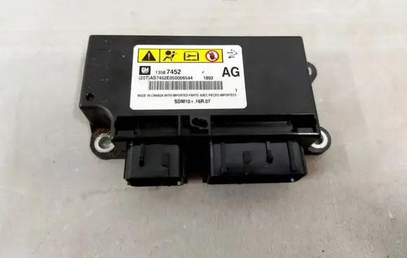 Opel Ampera Airbag control unit/module 13587452