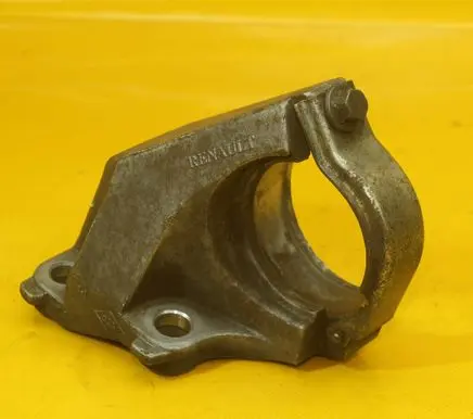 Opel Vivaro Driveshaft support bearing bracket 397743031R