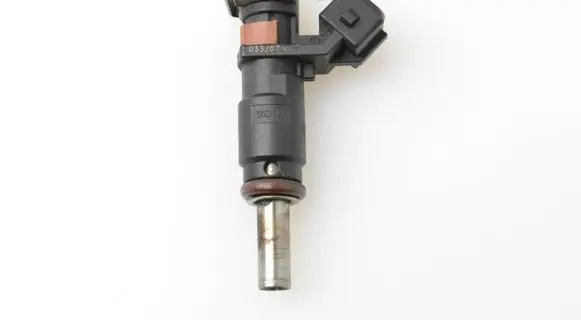 BMW 1 E81 E87 Fuel injector 7561277
