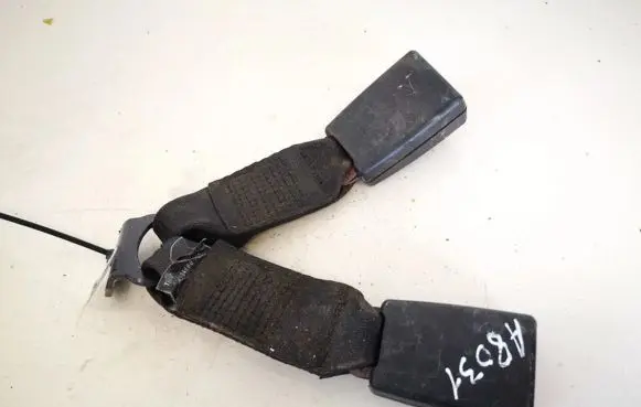 Rover 75 Middle seatbelt buckle (rear) 