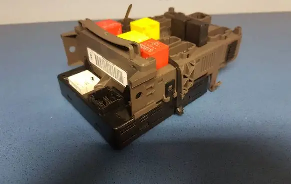Renault Espace - Grand espace IV Comfort/convenience module 8200315964 10283960 281148448A