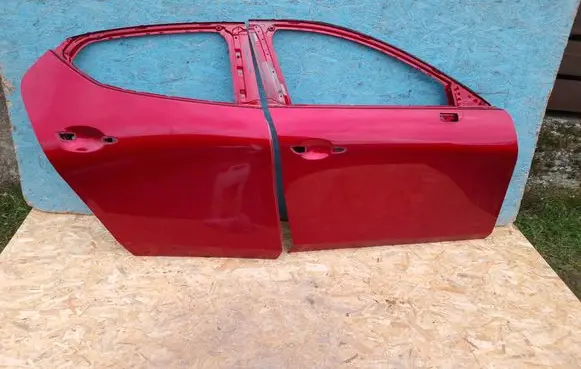 Mazda 3 Rear door 