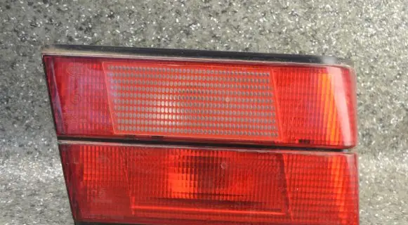BMW 5 E34 Tailgate rear/tail lights 8769R23 134001-00 1384011L