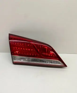 Hyundai i40 Tailgate rear/tail lights 924133Z300