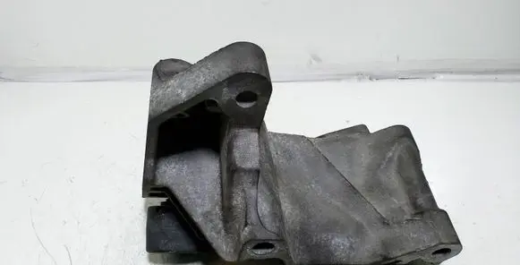 Volvo S60 Engine mounting bracket 6G926R096 6G926R096FC