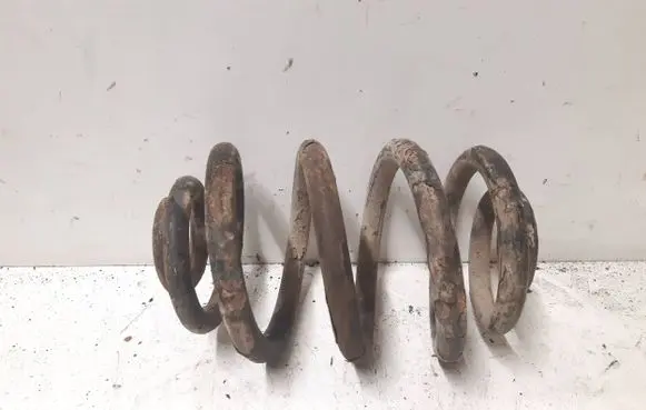 Volkswagen Transporter - Caravelle T4 Rear coil spring