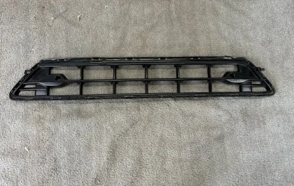 Volvo XC60 Front bumper lower grill 31449130 K3096