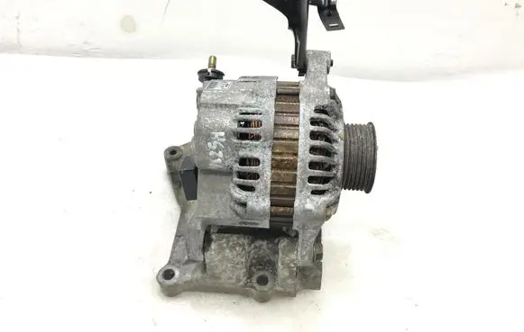 Nissan Almera Tino Generator/alternator 231004M510