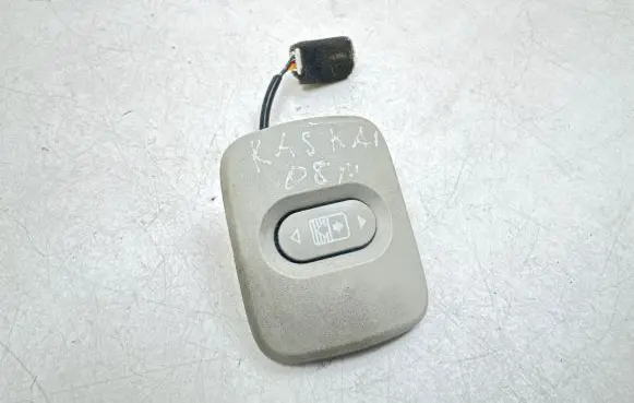 Nissan Qashqai Sunroof switch 7716A