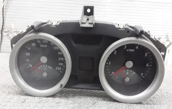 Renault Megane II Speedometer (instrument cluster) 8200364015