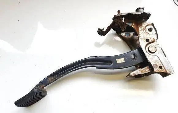 Mazda Premacy Clutch pedal 