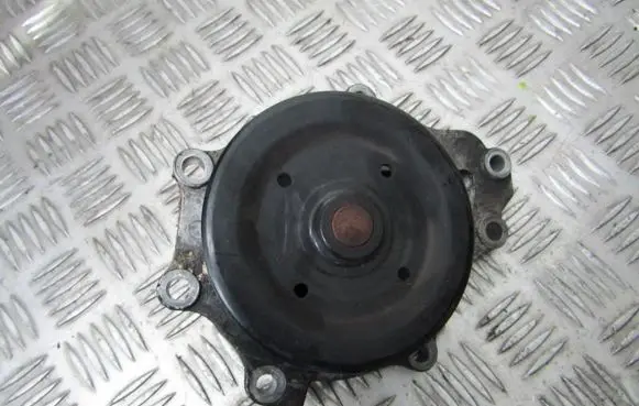 Toyota Auris 150 Water pump