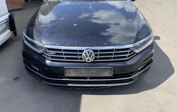 Volkswagen PASSAT B8 Front piece kit