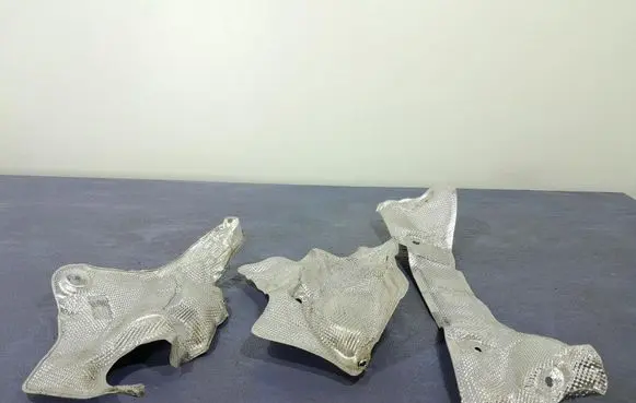 Audi Q7 4M Exhaust heat shield 4M0825623E