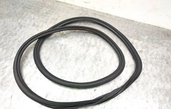 Audi A3 S3 8V Front door rubber seal 8V4831721
