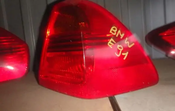 BMW 3 E90 E91 Tail light part 