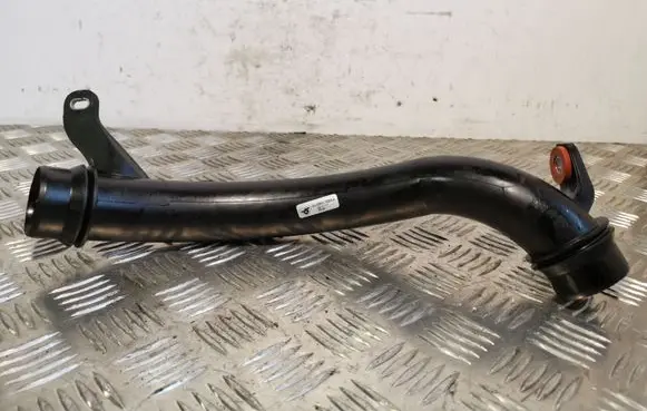Jaguar E-Pace Turbo air intake inlet pipe/hose GJ326C782AA