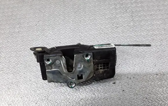 Cadillac CTS Rear door lock