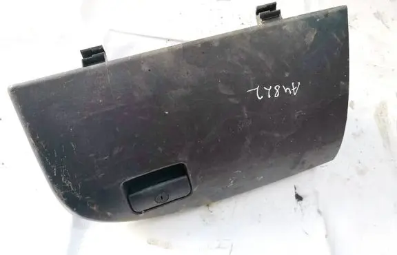 Mitsubishi Outlander Glove box 7430a279