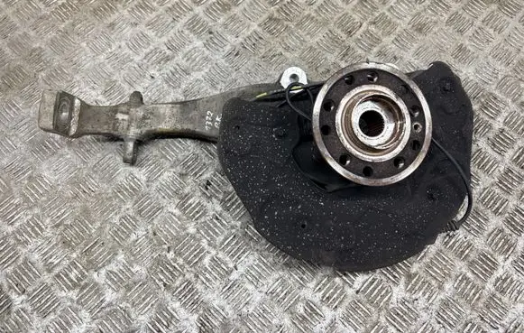 Mercedes-Benz GLC AMG Front wheel hub 
