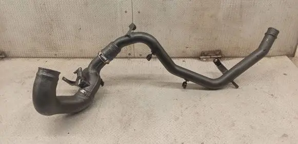 Audi Q7 4L Intercooler hose/pipe 7L6145795S 7L6145770G 7L6145795AB