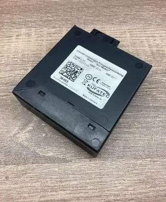 Volkswagen PASSAT B5 Phone control unit/module 36493 1C2DFDE8