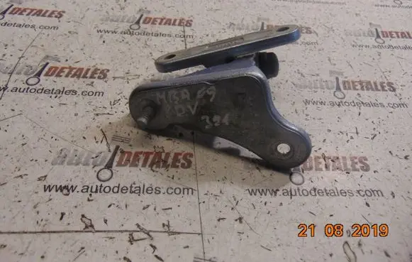 Mercedes-Benz A W169 Front door upper hinge