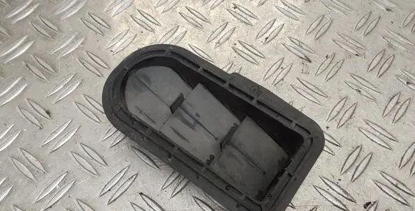 Toyota Yaris Quarter panel pressure vent 629300D010