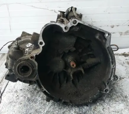 Hyundai Accent Manual 5 speed gearbox ht2073 411438