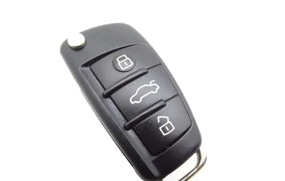 Audi Q7 4L Ignition key/card 8P0837220D 5FA00927211