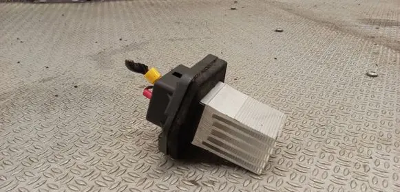 KIA Sportage Heater blower motor/fan resistor 