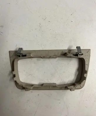 BMW M4 F82 F83 Headlining lighting console trim 9218531