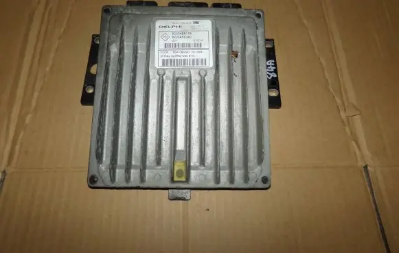Renault Scenic II - Grand scenic II Engine control unit/module 8200498188