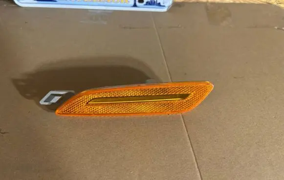 Porsche Cayenne (9PA) Front reflector 7P5945127