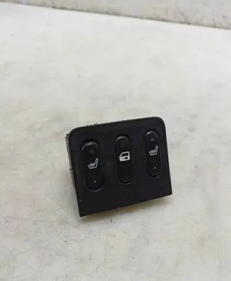 Nissan Primera Central locking switch button 500000 5130 13678379764