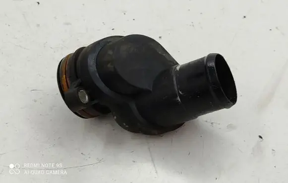 Land Rover Discovery 3 - LR3 Engine coolant pipe/hose 4H2Q8A544