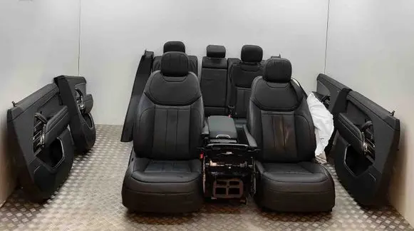 Land Rover Range Rover Sport L461 Interior set M8E2600C98BE M8E2613A10AP