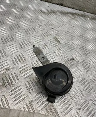 BMW X5 E70 Horn signal 7288095