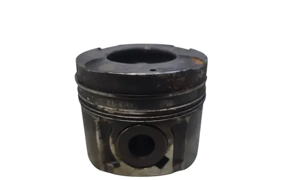Opel Astra H Piston 