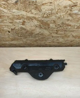 Rear bumper mounting bracket
