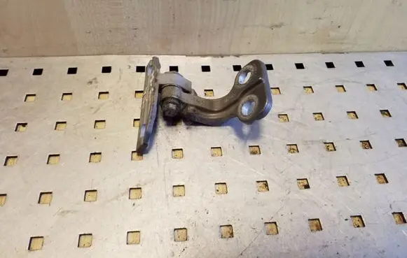 Land Rover Freelander 2 - LR2 Front door upper hinge 6H52228A66AG