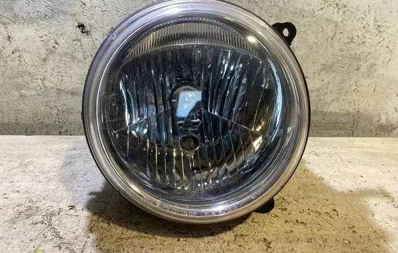 Jeep Cherokee Headlight/headlamp