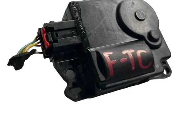 Ford Turneo Courier Air flap motor/actuator AV1119E616FA