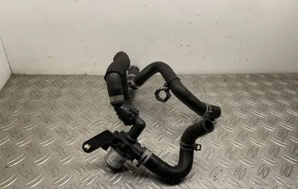 Ford Kuga II Engine coolant pipe/hose F1F118495DA GV6118K579JD F1F118N344DB