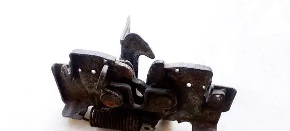 Mazda 3 I Engine bonnet/hood lock/catch